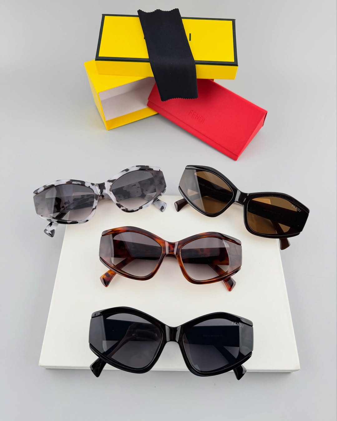 عینک آفتابی زنانه